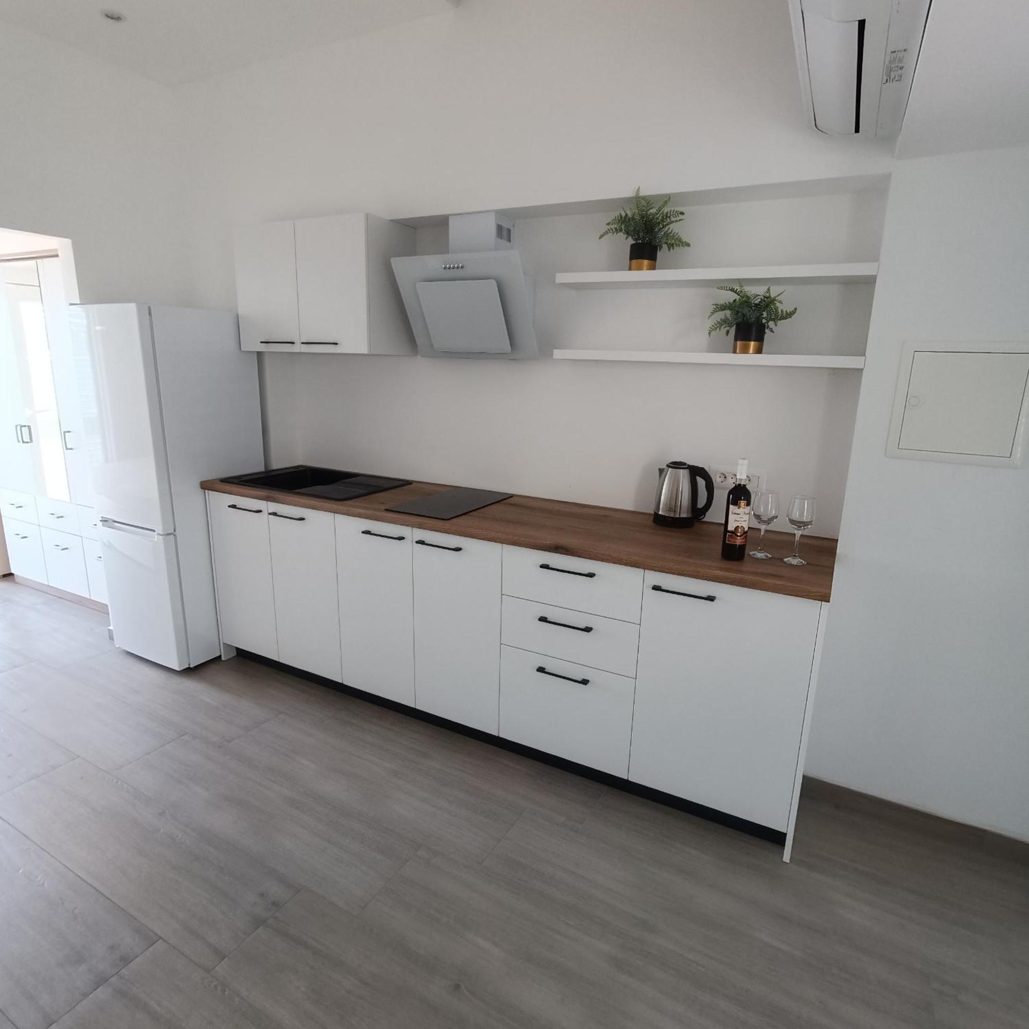 Apartmani Kristijan 伊格拉恩 外观 照片